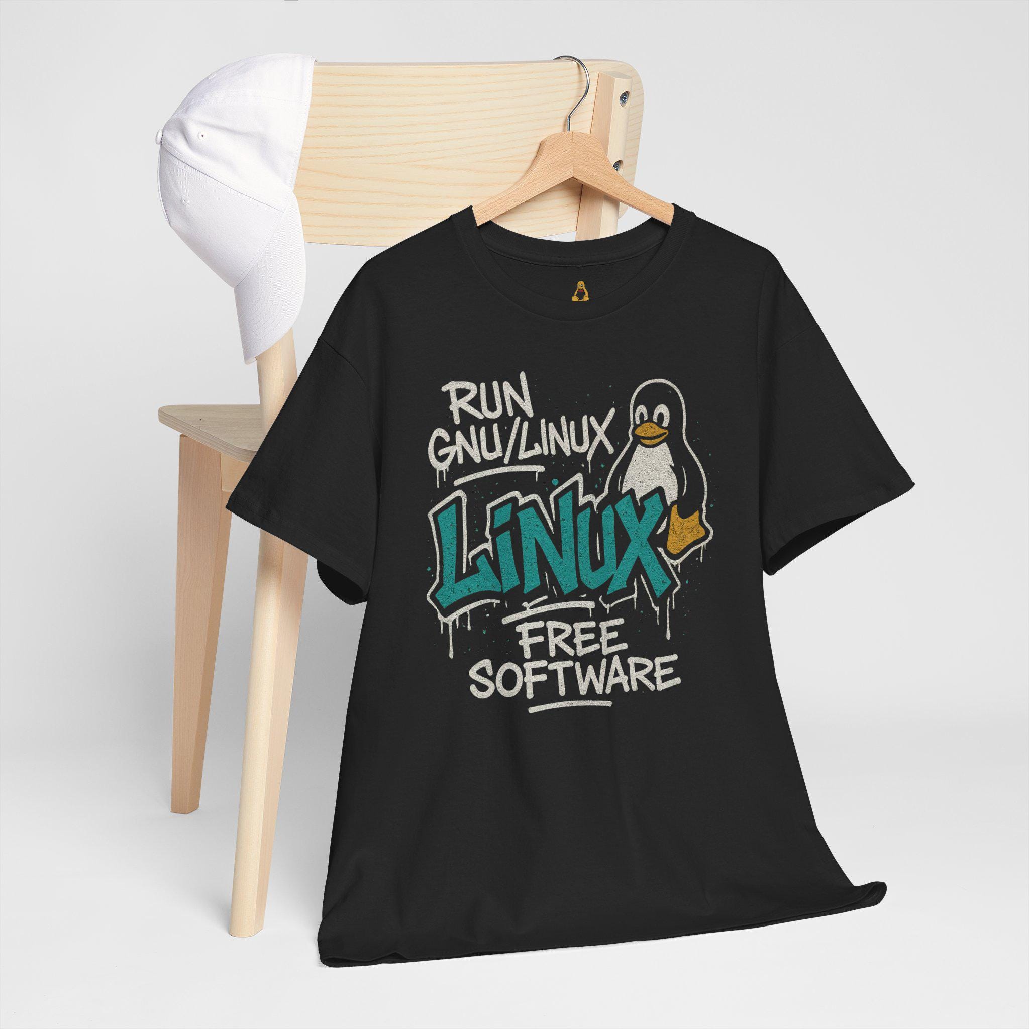 Graffiti Linux T-Shirt